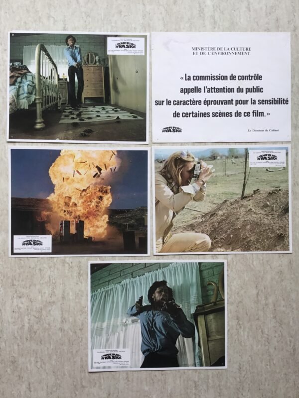 jeu de 5 photos d'exploitation cinéma l'horrible invasion